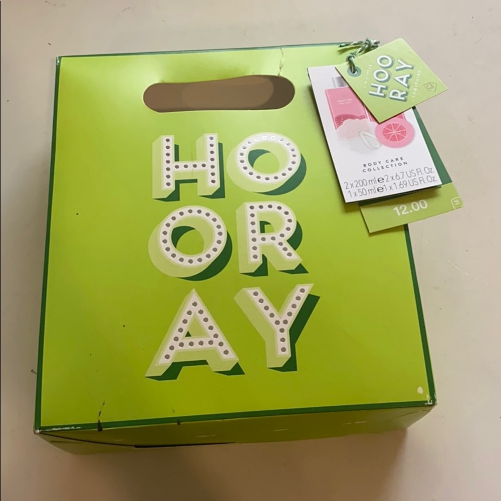 Fruit body wash set